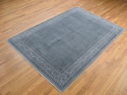Sarouk Fine Oriental hand-knotted wool/silk rug in Gray, 6' x 9' — SKU O080974 (view 3)
