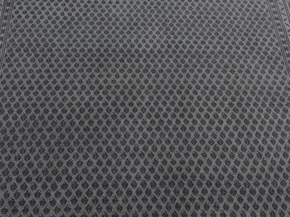 Sarouk Fine Oriental hand-knotted wool/silk rug in Gray, 6' x 9' — SKU O080974 (view 8)