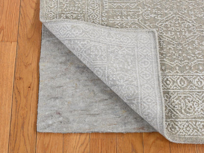 Modern / Contemporary hand-knotted wool/silk rug in Gray, 5'9" x 9' — SKU O080978 (view 4)