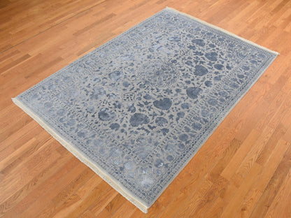 Kashan Fine Oriental hand-knotted wool/silk rug in Gray, 5'7" x 7'10" — SKU O080982 (view 3)