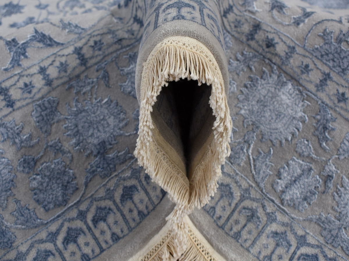 Kashan Fine Oriental hand-knotted wool/silk rug in Gray, 5'7" x 7'10" — SKU O080982 (view 6)