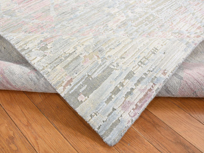 Modern / Contemporary hand-knotted wool/silk rug in Ivory, 5'9" x 9'3" — SKU O080986 (view 5)