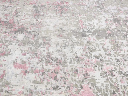 Modern / Contemporary hand-knotted wool/silk rug in Pink, 5'10" x 8'9" — SKU O080989 (view 8)