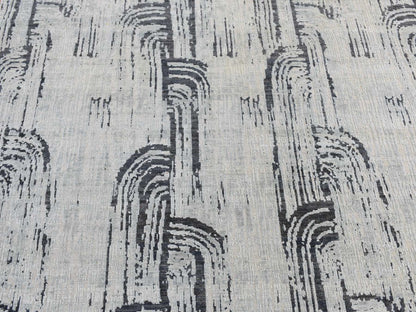 Modern / Contemporary hand-knotted wool/silk rug in Gray, 6' x 9' — SKU O080994 (view 8)