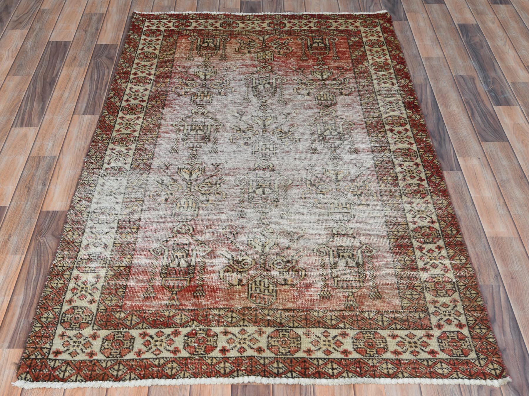 Shiraz Vintage hand-knotted worn wool rug in Brown & Ivory, 3'9" x 6' — SKU O081037 (view 2)