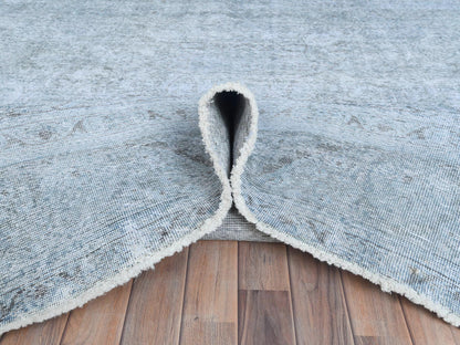 Tabriz Vintage hand-knotted worn wool rug in Blue, 9'10" x 12'2" — SKU O081099 (view 5)