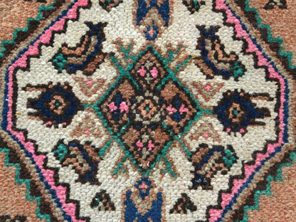 Hamadan Vintage hand-knotted worn wool rug in Orange & Ivory, 6'8" x 10'3" — SKU O081195 (view 9)