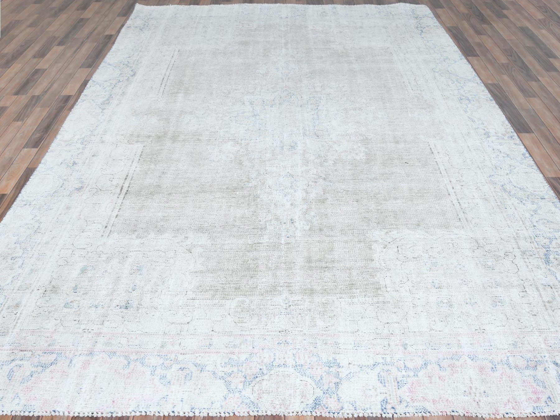 Kerman Vintage hand-knotted worn wool rug in Beige & Denim Blue, 8'7" x 12' — SKU O081249 (view 2)