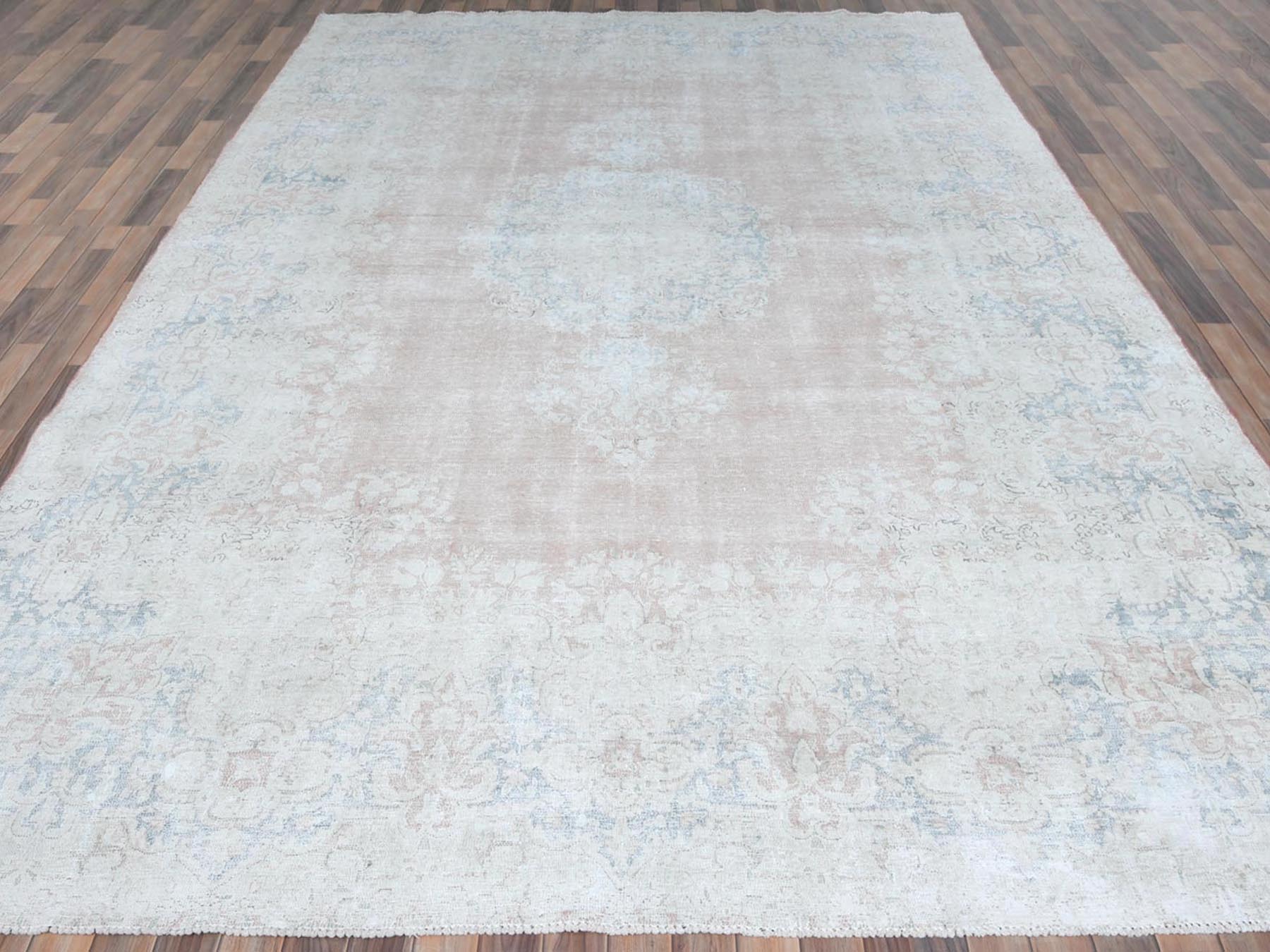 Kerman Vintage hand-knotted worn wool rug in Pink & Navy Blue, 9'4" x 13'1" — SKU O081251 (view 2)