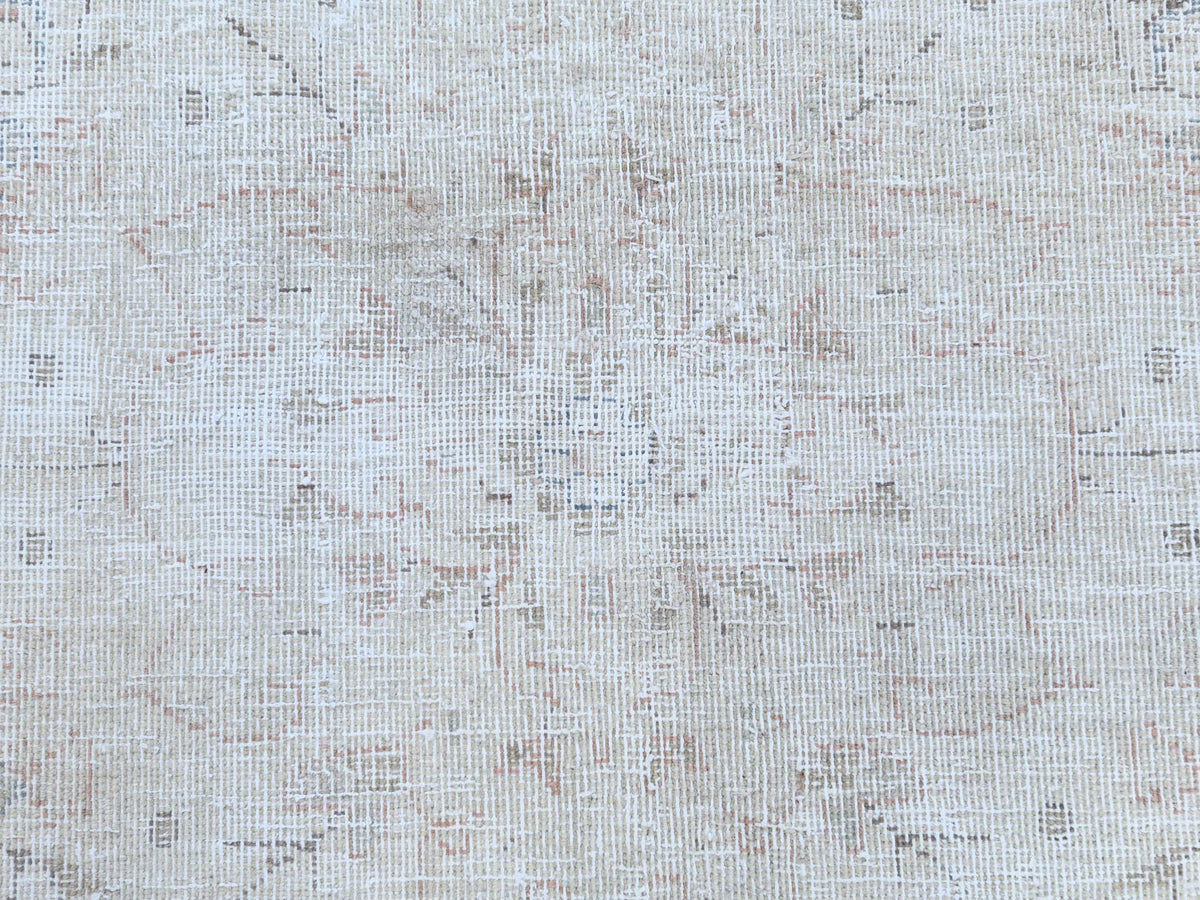 Kerman Vintage hand-knotted worn wool rug in Pink & Navy Blue, 9'4" x 13'1" — SKU O081251 (view 8)