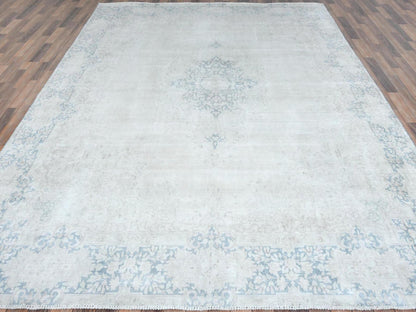 Kerman Vintage hand-knotted worn wool rug in Ivory & Faded Blue, 9' x 12' — SKU O081254 (view 2)