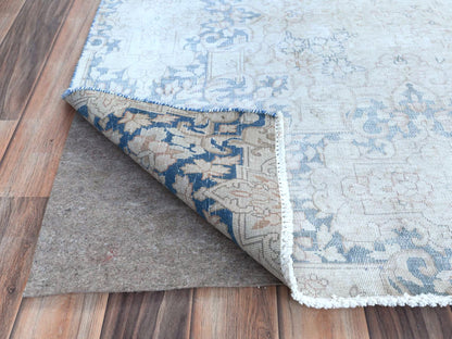 Kerman Vintage hand-knotted worn wool rug in Ivory & Faded Blue, 9' x 12' — SKU O081254 (view 4)