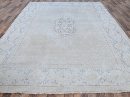 Beige 7'9" x 10'7" Vintage Hand knotted Wool Rug - Sku: O081268
