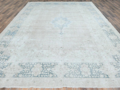 Ivory 9'5" x 12'6" Vintage Hand knotted Wool Rug - Sku: O081609