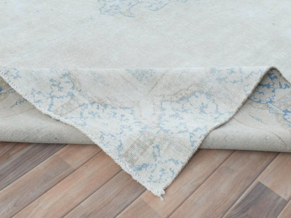Kerman Vintage hand-knotted worn wool rug in Ivory, 8'8" x 11'8" — SKU O081610 (view 6)