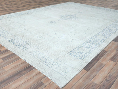 Kerman Vintage hand-knotted worn wool rug in Ivory & Denim Blue, 9'6" x 12'9" — SKU O081611 (view 3)
