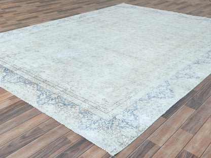 Kerman Vintage hand-knotted worn wool rug in Ivory, 8'1" x 10'9" — SKU O081613 (view 3)