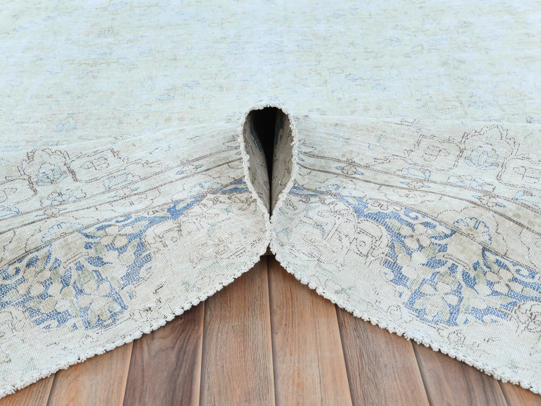 Kerman Vintage hand-knotted worn wool rug in Ivory, 8'1" x 10'9" — SKU O081613 (view 5)