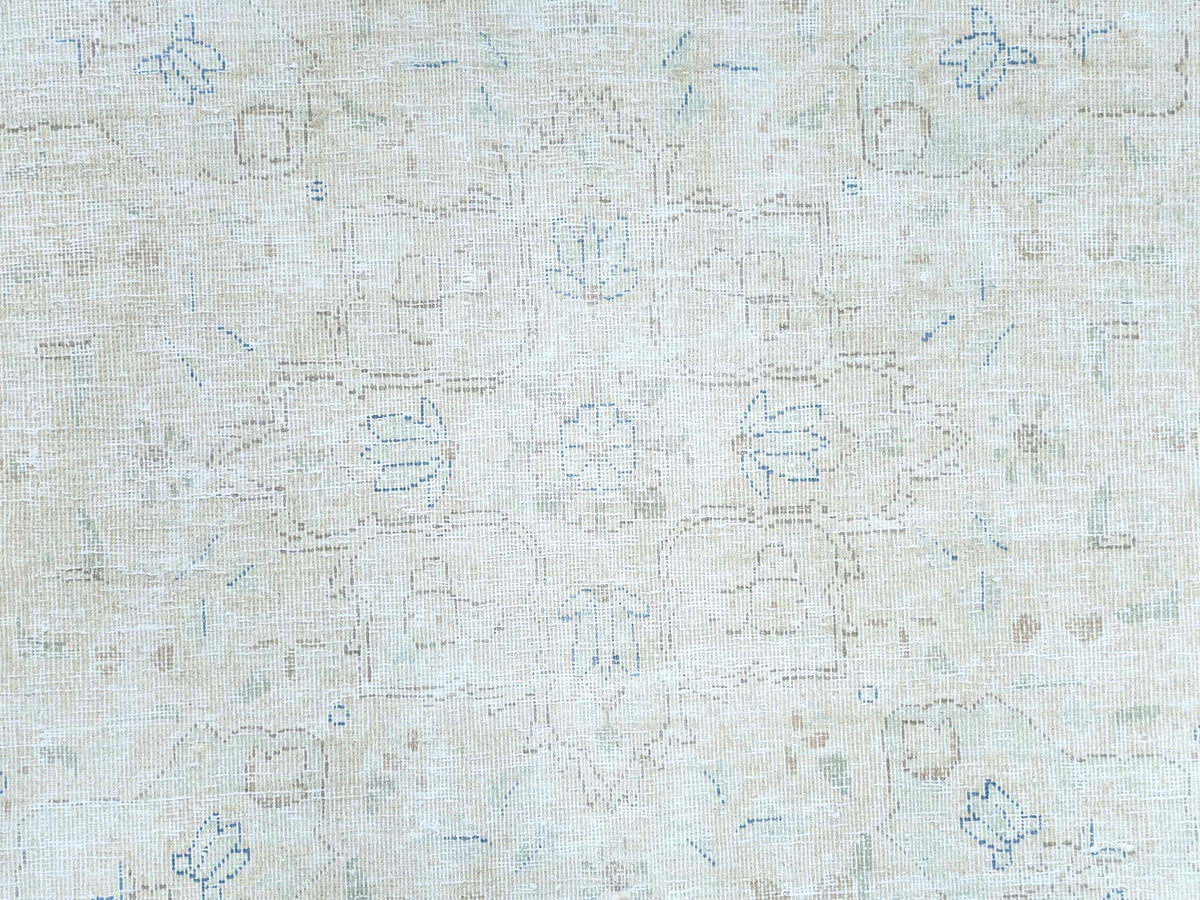 Kerman Vintage hand-knotted worn wool rug in Ivory, 8'1" x 10'9" — SKU O081613 (view 8)