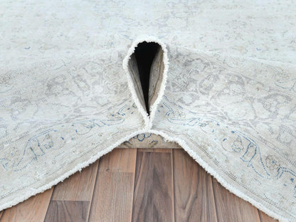 Kerman Vintage hand-knotted worn wool rug in Ivory & Brown, 9'7" x 12'6" — SKU O081624 (view 5)