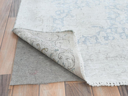 Kerman Vintage hand-knotted worn wool rug in Ivory & Navy Blue, 9'7" x 12'10" — SKU O081625 (view 4)