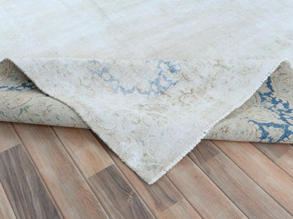 Kerman Vintage hand-knotted worn wool rug in Ivory & Navy Blue, 9'7" x 12'10" — SKU O081625 (view 6)