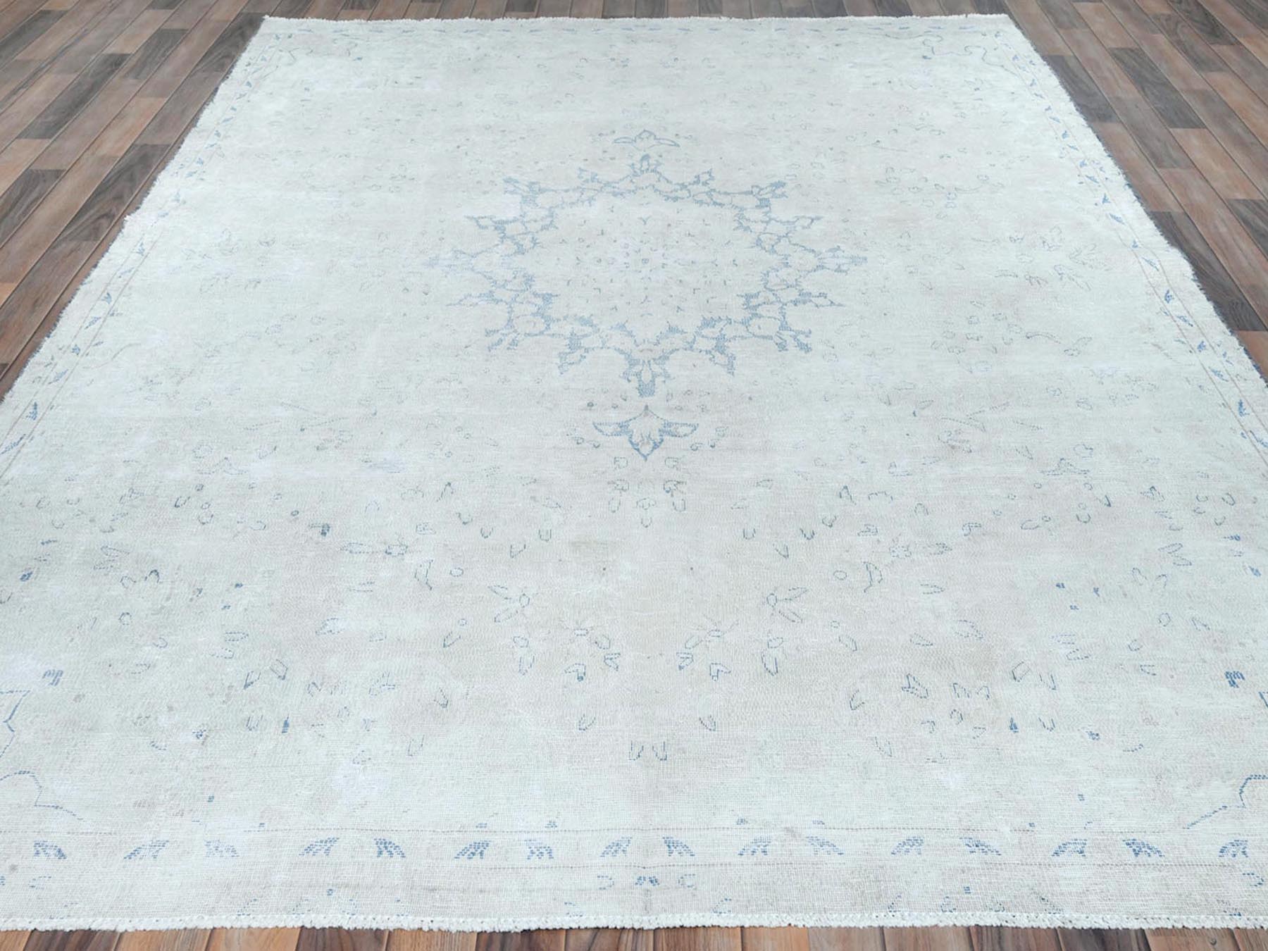 Kerman Vintage hand-knotted worn wool rug in Ivory, 7'2" x 10' — SKU O081632 (view 2)