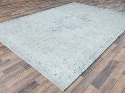 Ivory 7'2" x 10'0" Vintage Hand knotted Wool Rug - Sku: O081632