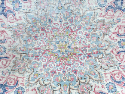 Blue 5'9" x 9'7" Vintage Hand knotted Wool Rug - Sku: O081634