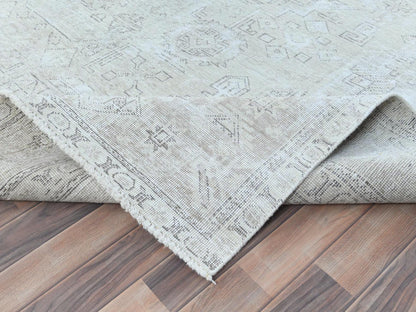 Tabriz Vintage hand-knotted worn wool rug in Ivory, 9'6" x 12'7" — SKU O081678 (view 6)