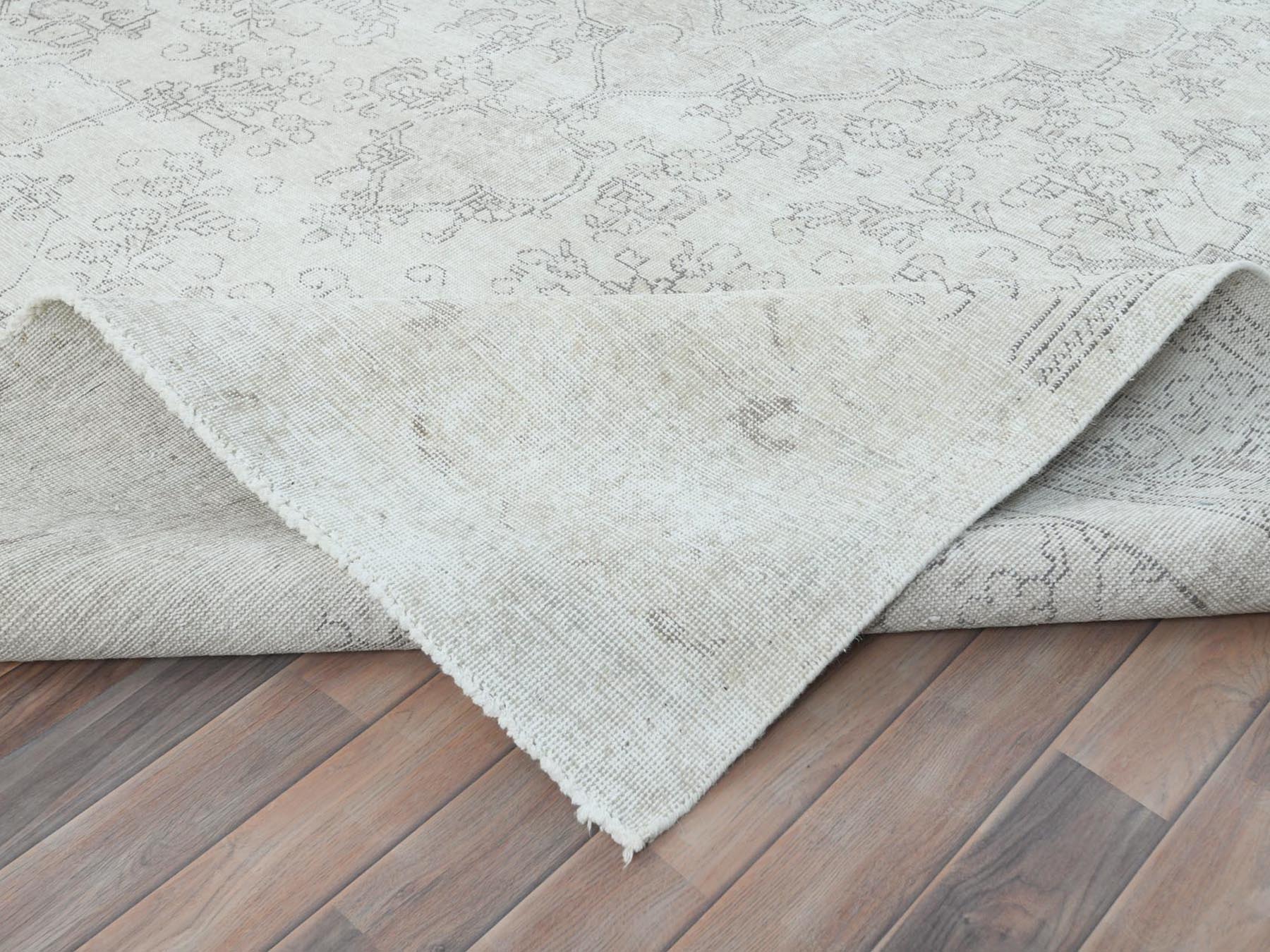 Tabriz Vintage hand-knotted worn wool rug in Ivory, 9'3" x 13' — SKU O081688 (view 6)