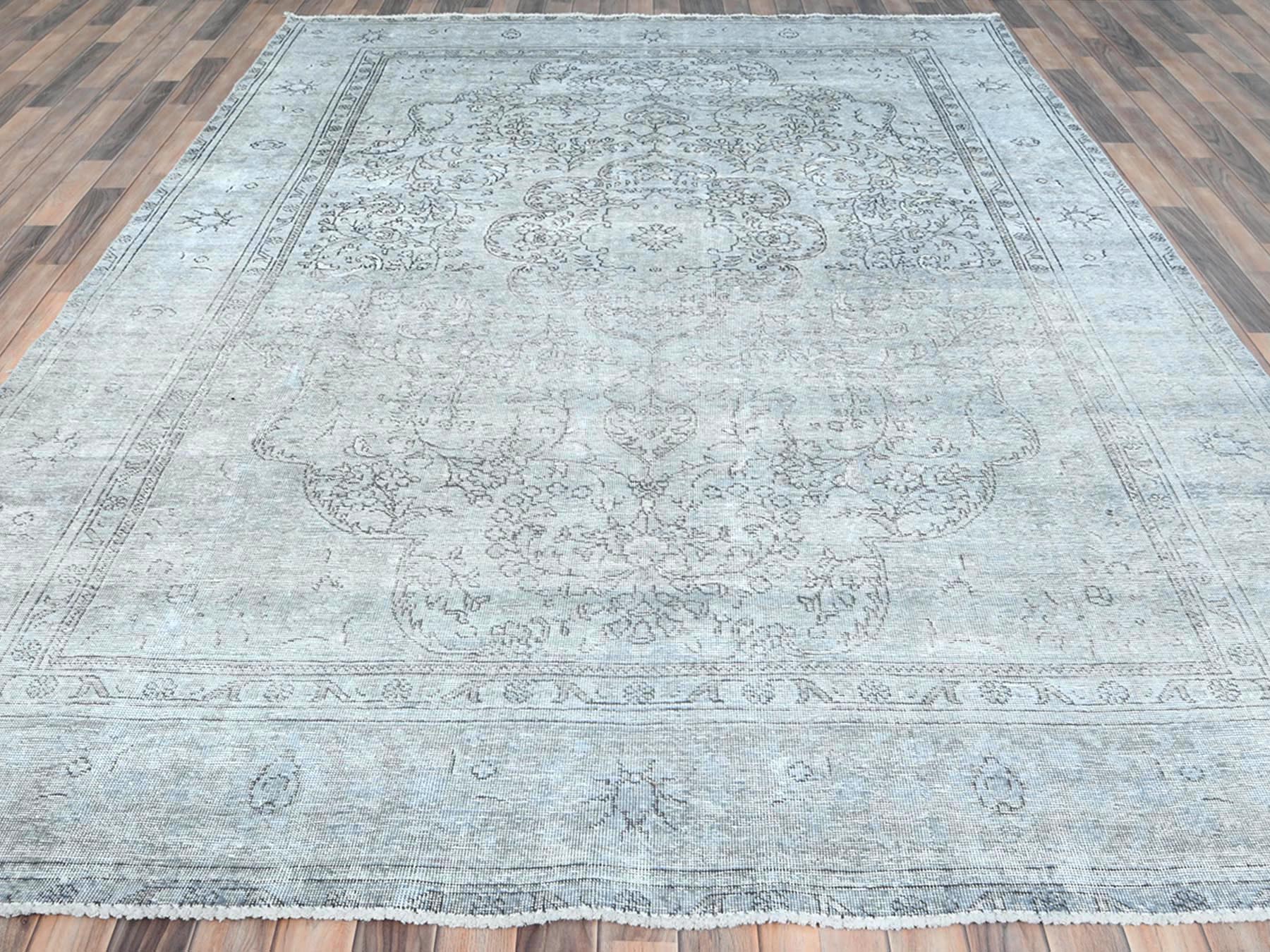 Tabriz Vintage hand-knotted worn wool rug in Ivory, 8'2" x 11'2" — SKU O081704 (view 2)