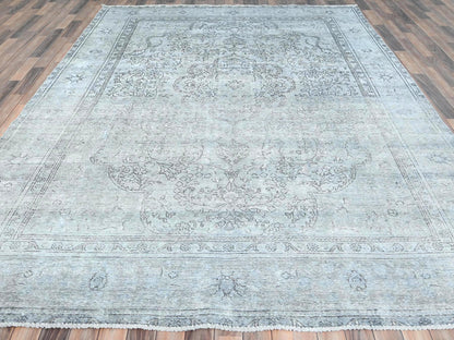 Tabriz Vintage hand-knotted worn wool rug in Ivory, 8'2" x 11'2" — SKU O081704 (view 2)