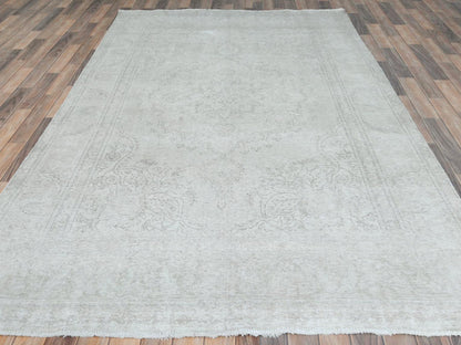 Tabriz Vintage hand-knotted worn wool rug in Ivory, 6'2" x 10'3" — SKU O081707 (view 3)