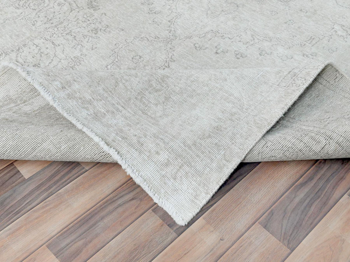 Tabriz Vintage hand-knotted worn wool rug in Ivory, 6'2" x 10'3" — SKU O081707 (view 7)