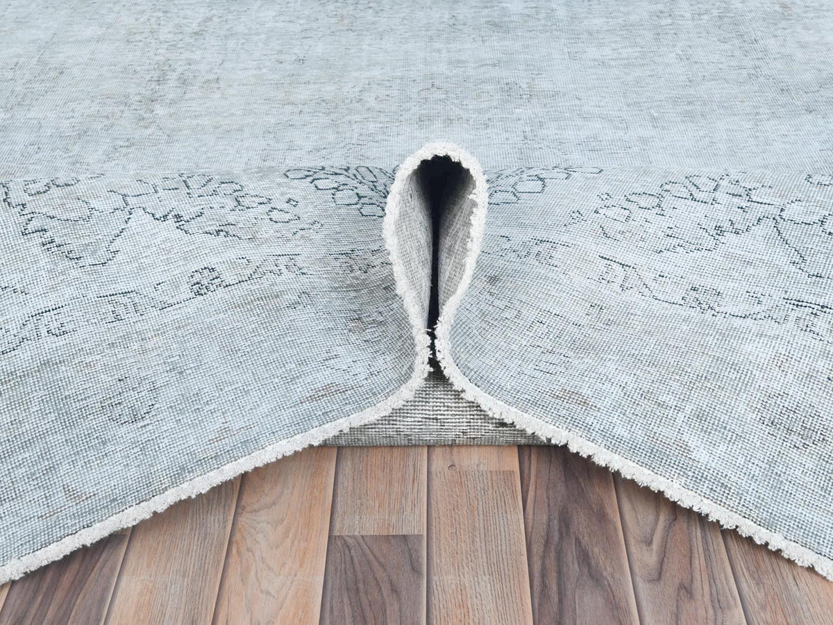 Tabriz Vintage hand-knotted worn wool rug in Ivory, 7'7" x 10'10" — SKU O081713 (view 5)