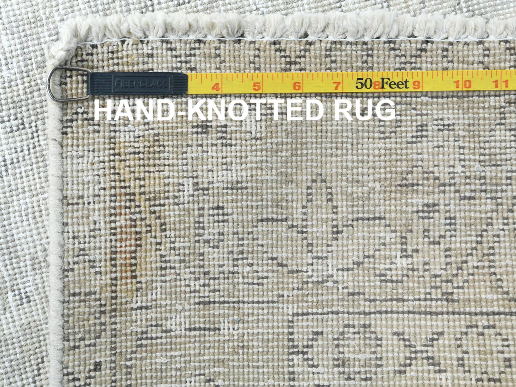 Tabriz Vintage hand-knotted worn wool rug in Ivory, 4'8" x 6'2" — SKU O081714 (view 7)