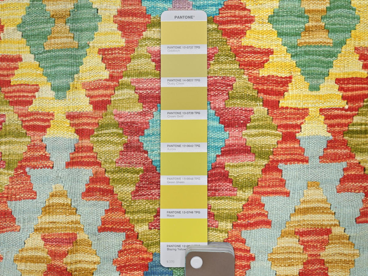 Kilim Flat-Weave hand-knotted wool rug in Multicolored & Ivory, 10'3" x 16'1" — SKU O081784 (view 3)