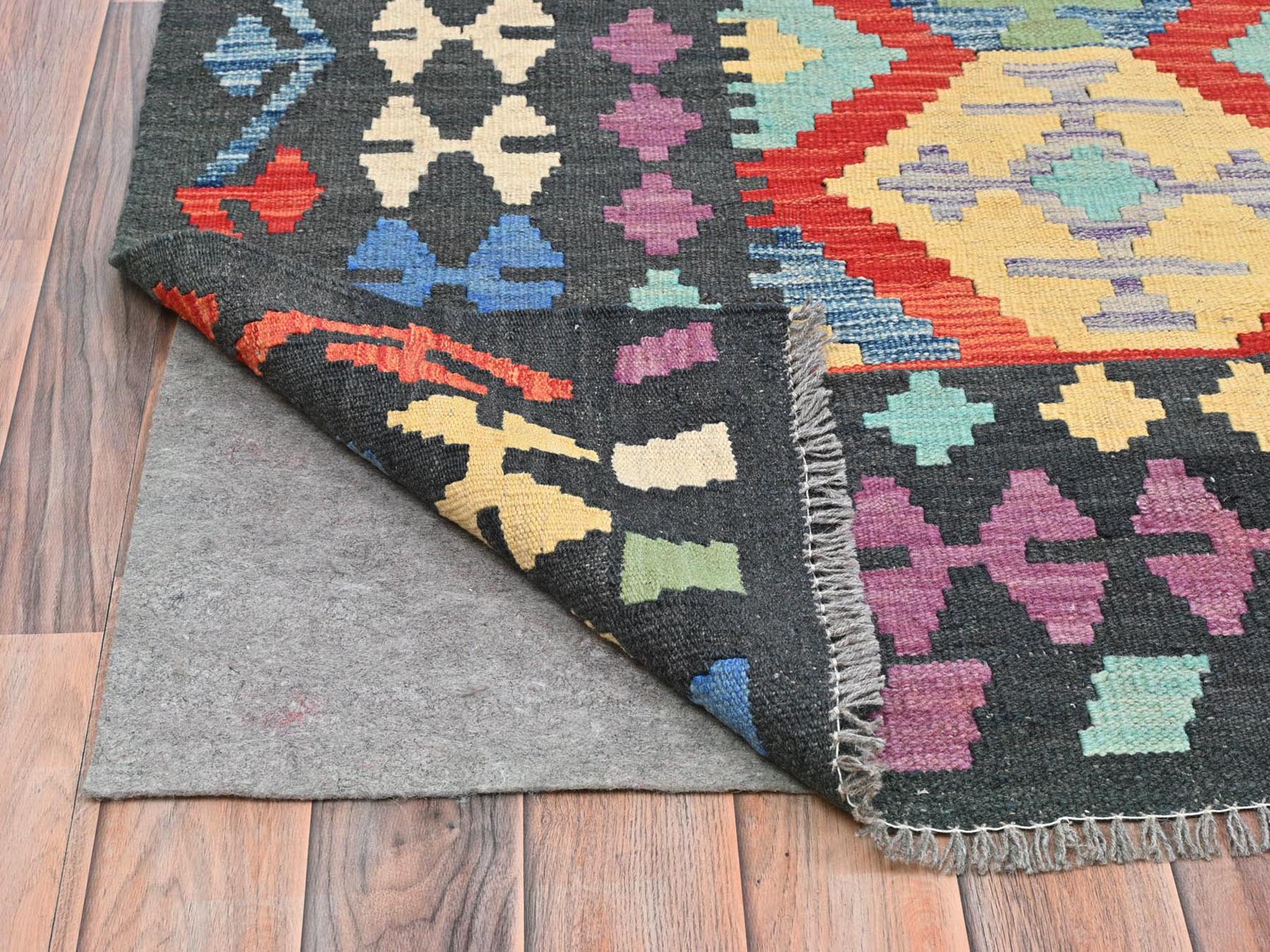 Kilim Flat-Weave hand-knotted wool rug in Multicolored & Black, 10'5" x 15'10" — SKU O081804 (view 2)