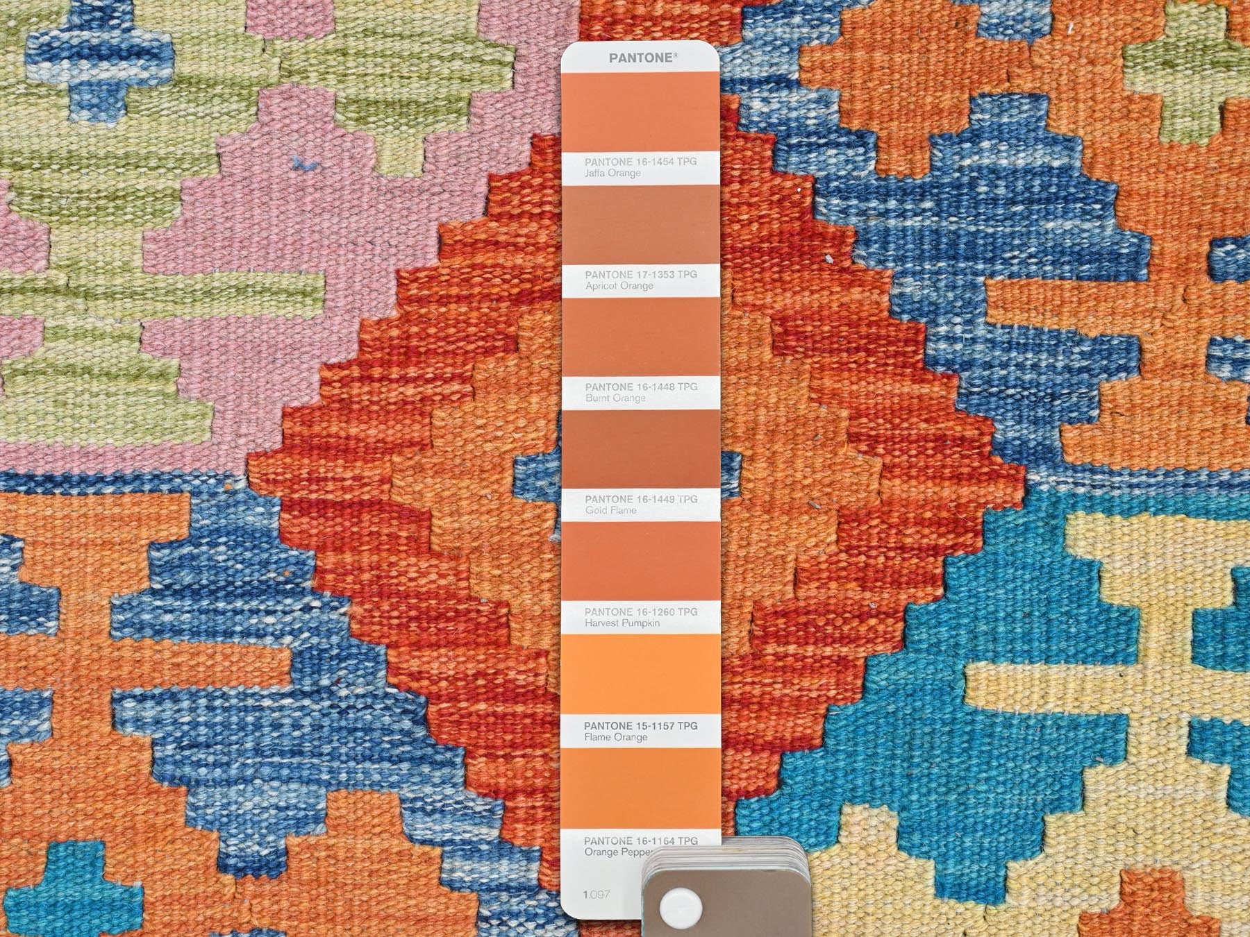Kilim Flat-Weave hand-knotted wool rug in Multicolored & Orange, 10' x 16' — SKU O081817 (view 3)