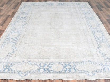 Kerman Persian hand-knotted worn wool rug in Ivory & Blue, 7' x 10' — SKU O081940 (view 3)