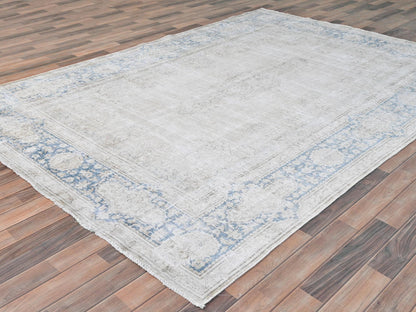 Ivory 7'0" x 10'0" Persian Hand knotted Wool Rug - Sku: O081940