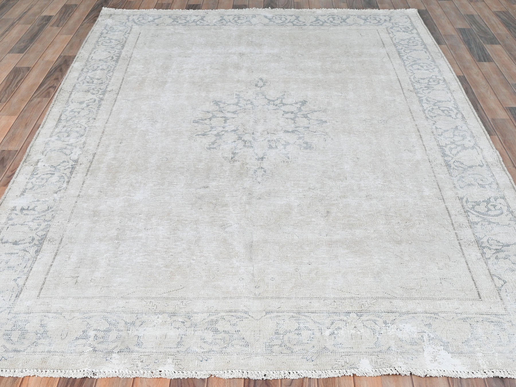 Kerman Persian hand-knotted worn wool rug in Ivory, 6'4" x 9'3" — SKU O081944 (view 3)