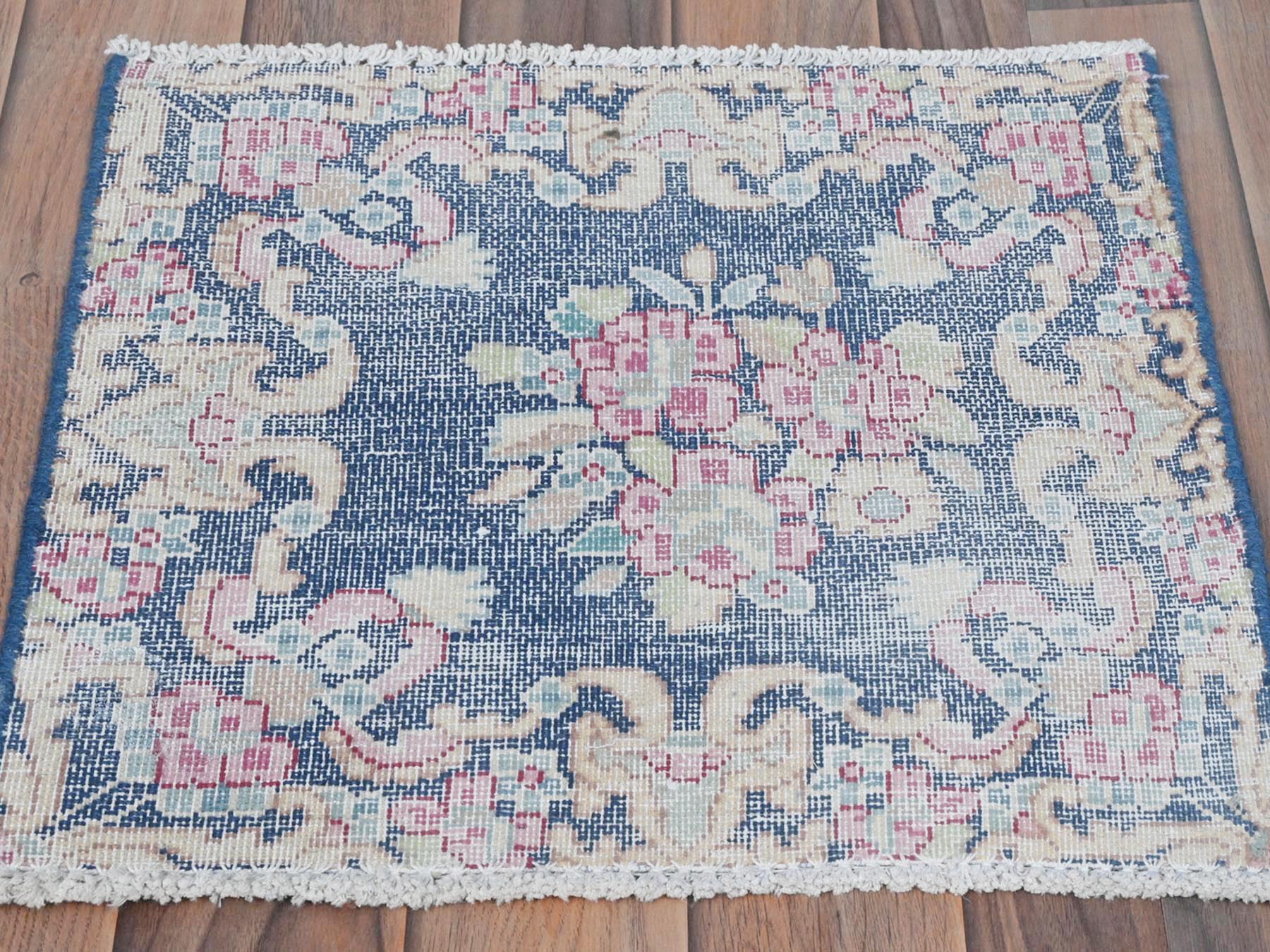 Kerman Vintage hand-knotted worn wool rug in Blue, 1'6" x 1'7" — SKU O081948 (view 2)