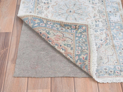 Kerman Vintage hand-knotted worn wool rug in Ivory & Blue, 1'10" x 2'10" — SKU O081970 (view 3)