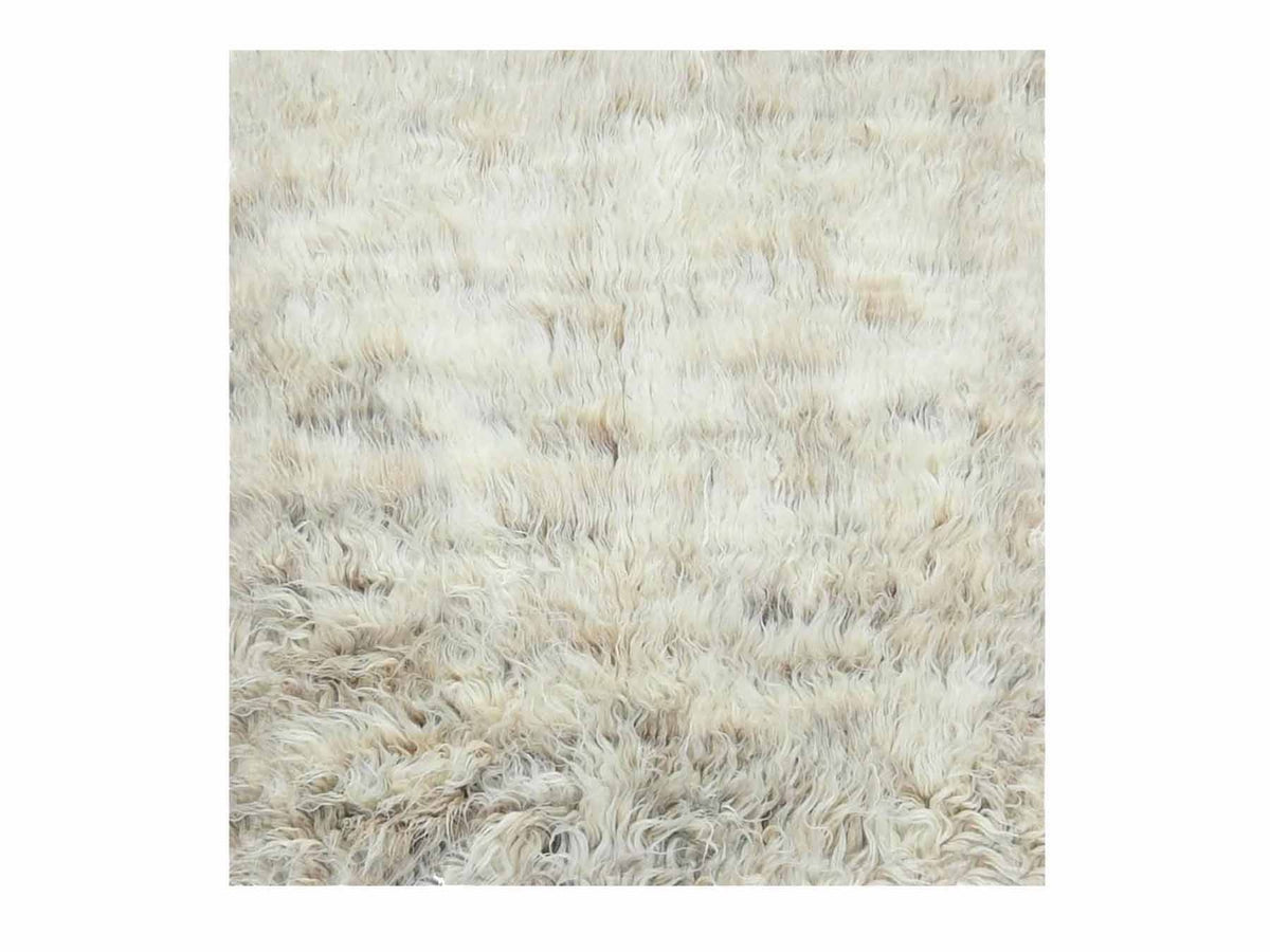 Modern / Contemporary hand-knotted wool rug in Beige, 3' x 3' — SKU O082021