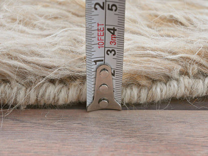 Beige 2'10" x 5'5" Modern and Contemporary Hand knotted Wool Rug - Sku: O082024