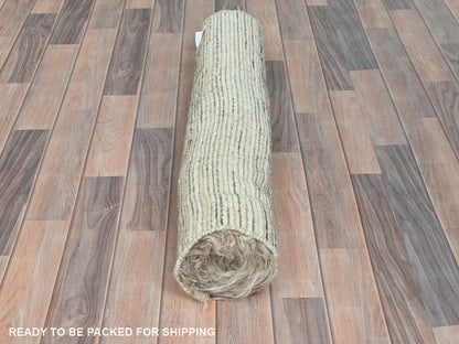 Beige 3'2" x 5'6" Modern and Contemporary Hand knotted Wool Rug - Sku: O082025