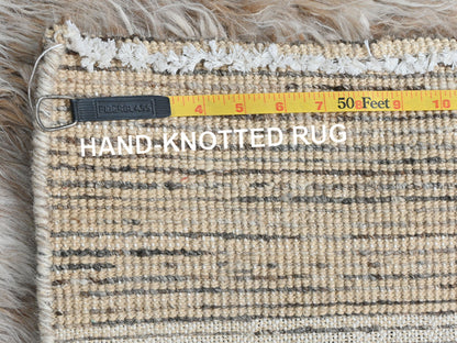 Beige 3'2" x 5'6" Modern and Contemporary Hand knotted Wool Rug - Sku: O082025