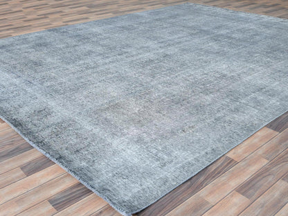 Tabriz Vintage hand-knotted wool rug in Gray, 9'5" x 12'2" — SKU O082097 (view 3)